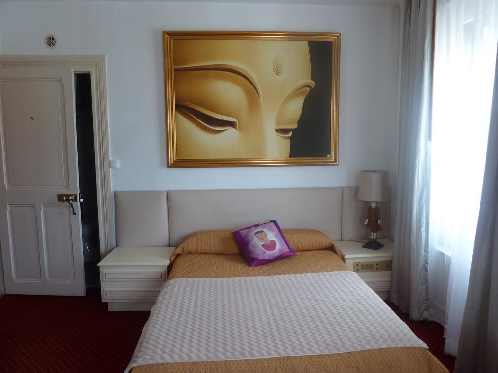 Castel De Siam Ξενοδοχείο Houlgate Εξωτερικό φωτογραφία